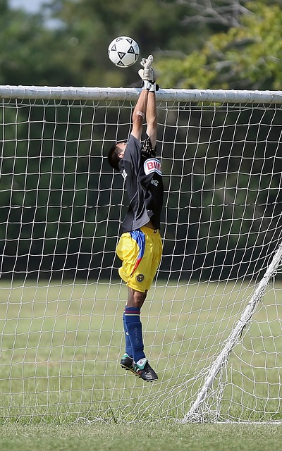 巴薩考慮用科曼替代尼科 但對其傷病史有所顧慮.